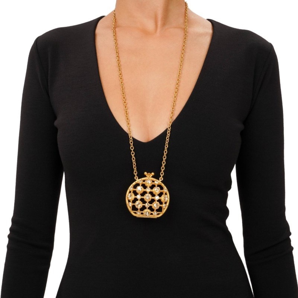 Dolce & Gabbana
Crystal Cage Clutch Bag Chain Necklace Gold